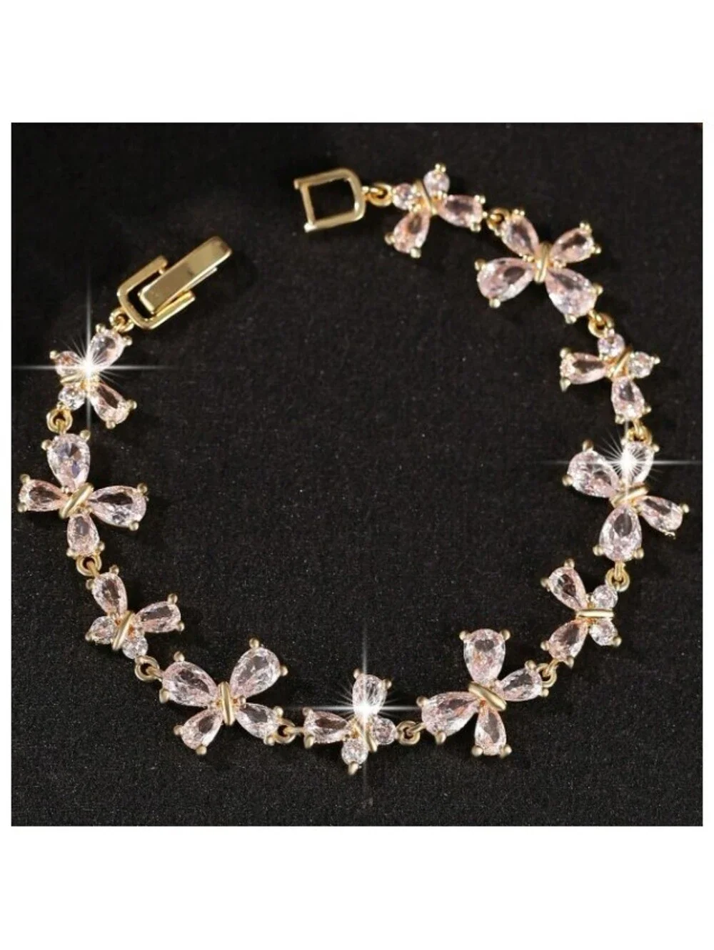 Teardrop bow - Bracelet - Gold - CZs - 7